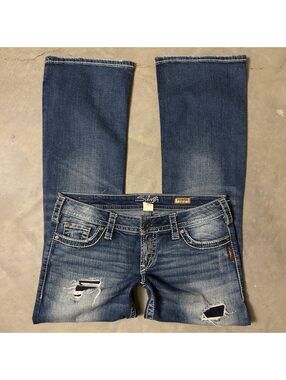 Silver Jeans Pioneer Bootcut Womens 30 Distressed Dark Wash